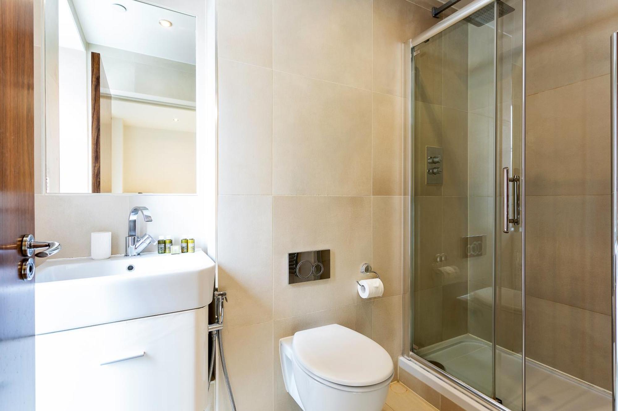 Serene Cityscape - 2Br Luxury Westminster Apartment London Luaran gambar